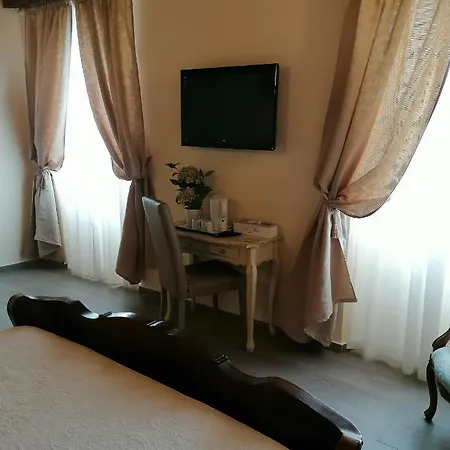 La Bella 3* Лукка