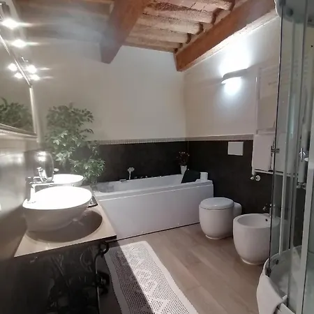La Bella 3* Лукка